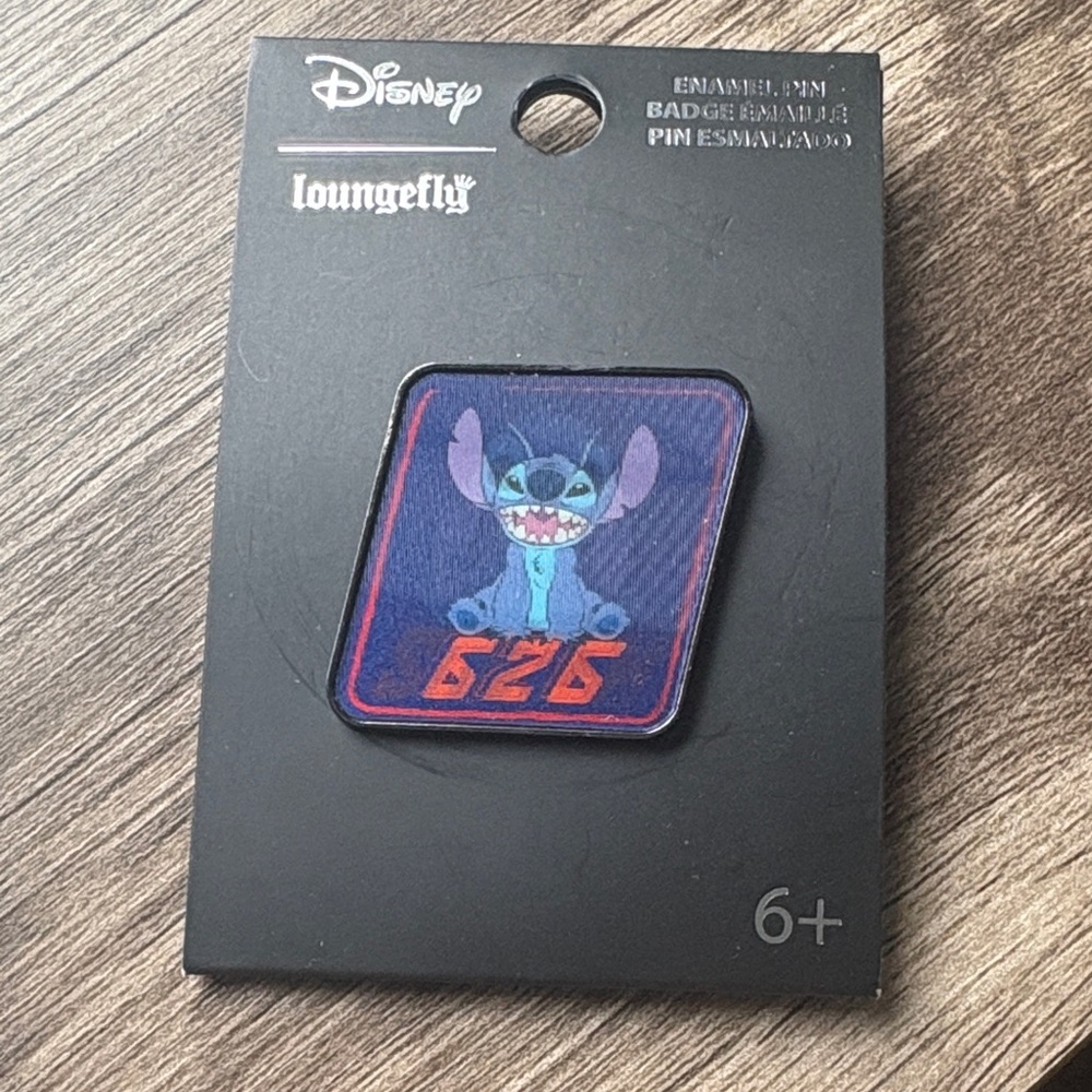 Disney Loungefly Stitch Enamel Hologram Pin